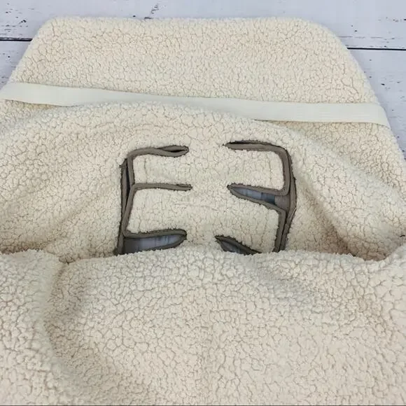 JJ Cole Bundle Me car seat cozy blanket